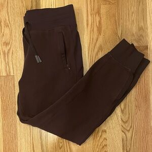 lululemon athletica Get Going Joggers in Black Cherry